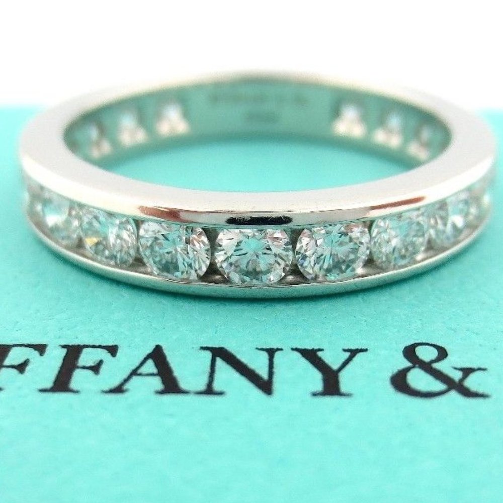 Platinum 3.9mm1.89ct Diamond Eternity Wedding Band
